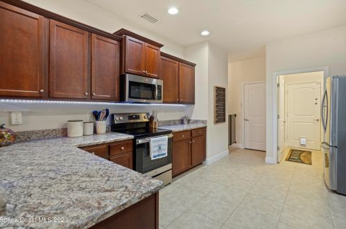 613 Hollow Glen Dr, Titusville FL  32780-3279 exterior