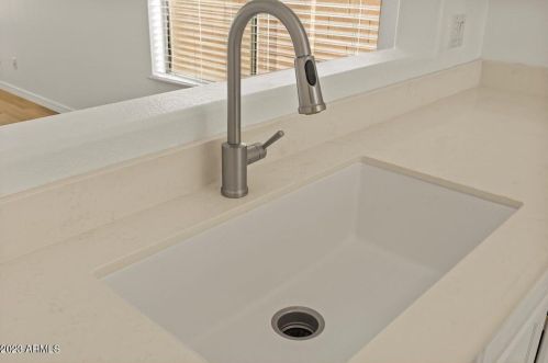 14714 Parkwood Dr, Sun City AZ  85374-4411 exterior