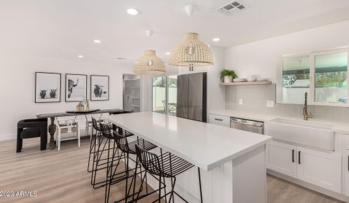 231 El Camino Dr, Phoenix AZ  85020-3515 exterior