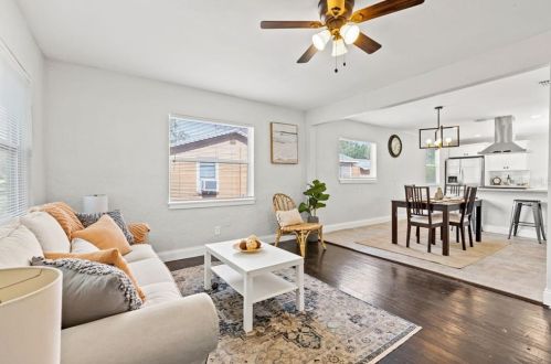 4021 18th St, Saint Petersburg, FL 33714-4612