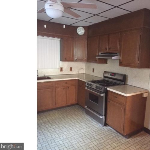 2140 Iseminger St, Philadelphia PA  19148-2920 exterior
