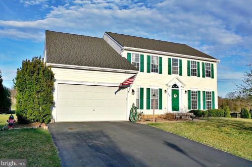 164 Pebble Beach Dr, Charles Town WV  25414-4074 exterior