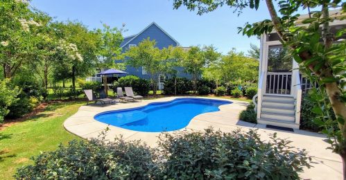 2979 Riverwood Dr, Mount Pleasant SC  29466-8165 exterior