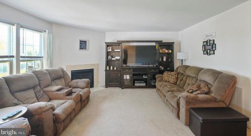 85 Thomas Harmon Dr, Camden-Wy, DE 19934-4724
