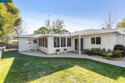 328 Glorietta Blvd, Orinda CA  94563-3204 exterior