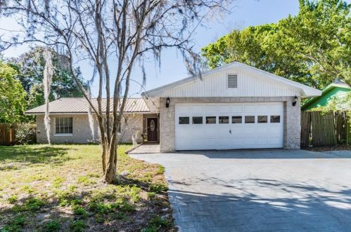 20644 Helen Ct, Lutz, FL 33558-5130