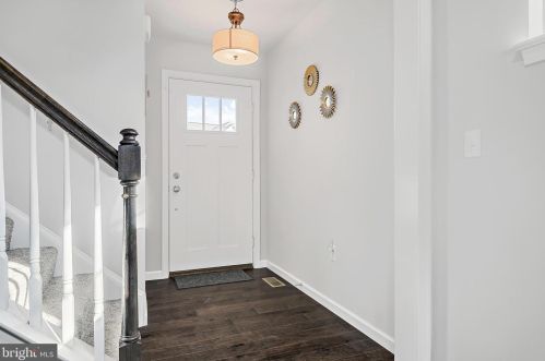 1657 Haralson Dr, Navy Sup Dpt PA  17055-7102 exterior