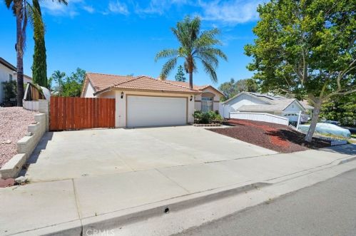 29233 Northpointe St, Lake Elsinore CA  92530-1200 exterior