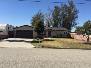 17921 Hibiscus St, Fontana, CA 92335-6027