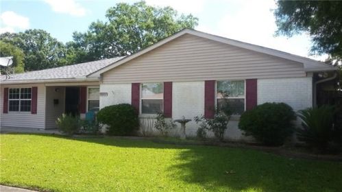 2129 Suwanee Dr, Marrero, LA 70072-4821