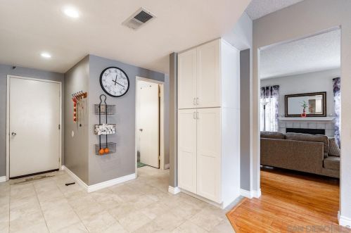 2586 Manzana Way, San Diego CA  92139-1438 exterior