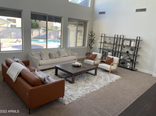 3075 Cullumber St, Gilbert, AZ 85234-6352