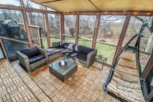 54 Mayfair Rd, Poughquag NY  12570-5012 exterior