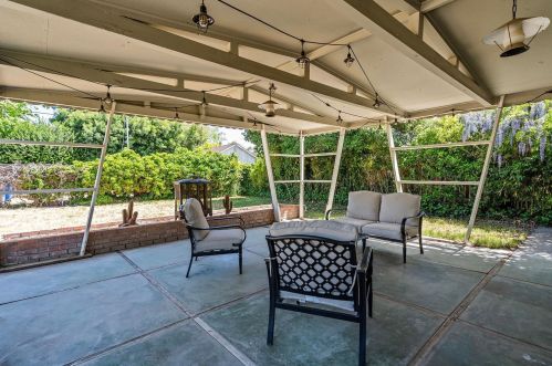 340 Santa Rosa Ave, Modesto CA  95354-1451 exterior
