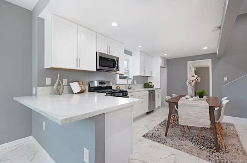 4762 Castle Ave, San Diego CA  92105-2913 exterior