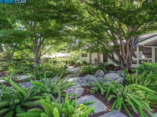 319 Del Amigo Rd, Danville, CA 94526-2346