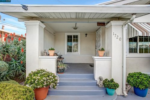 1720 Auseon Ave, Oakland, CA 94621-1530