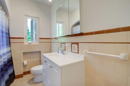 2357 Beechmont Ave, Cincinnati OH 45230-2030 exterior