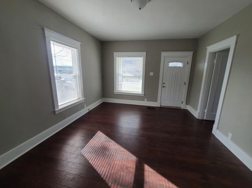 7222 Harrison Ave, Cincinnati, OH 45247-2456