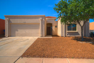 5550 Gainsborough Rd, Tucson, AZ 85746-3911