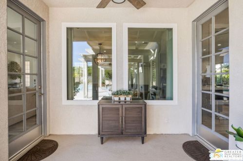 78720 Avenida La Fonda, La Quinta CA  92253-2805 exterior