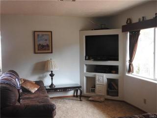20410 Bryant St, Wildomar, CA 92595-9352