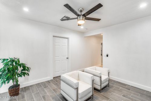 1801 Campbell Ave, Phoenix AZ  85015-3824 exterior