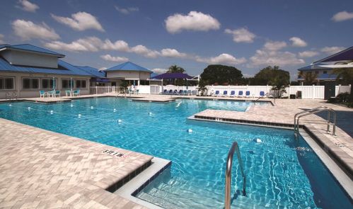 1200 Continental Ave, Melbourne FL  32940-6703 exterior