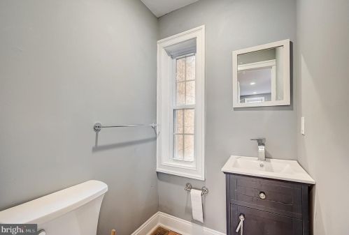 434 Manton St, Philadelphia PA 19146-3811 exterior