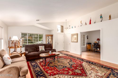 2320 Edna Ave, Phoenix AZ  85022-2960 exterior