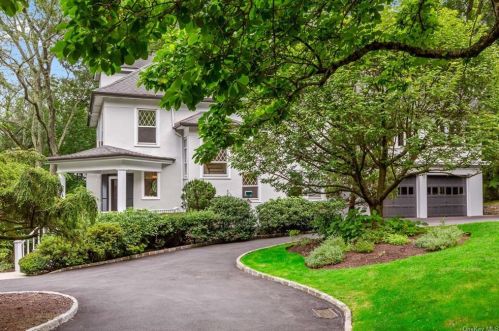 365 Elm Rd, Briarcliff NY  10510-2207 exterior