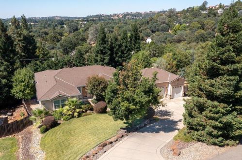 2920 Knollwood Dr, Shingle Springs, CA 95682-9046