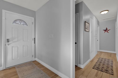 4471 Appleton St, San Diego CA 92117-1909 exterior