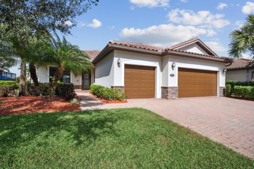3833 Ruby Way, Naples, FL 34114-3988