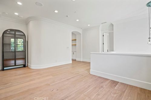 25682 Oak Meadow Dr, Santa Clarita CA  91381-0762 exterior