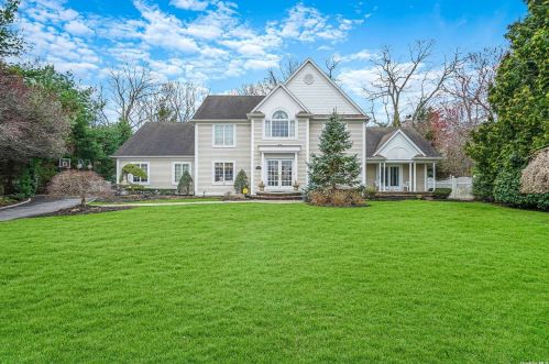 14 Lake Ln, Lake Grove, NY 11755-2463