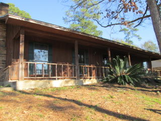 200 White Oak Dr, Gardner, LA 71409-9304