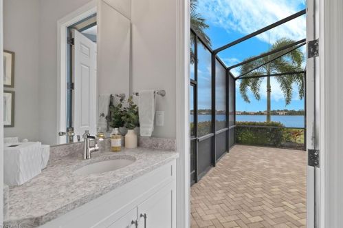 10070 Biscayne Bay Ln, Naples FL 34120-3754 exterior