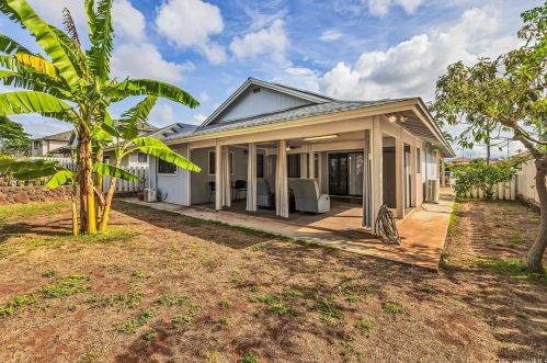 91-1065 Huluhulu St, Ewa Beach HI  96706 exterior