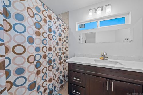 7891 Railroad Ave, Riverside CA  92504-4139 exterior