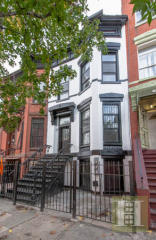 558 Quincy St, Brooklyn, NY 11221-1811