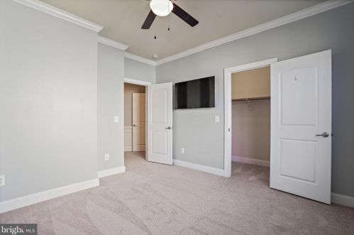 16143 Jordan Crest Ct, Haymarket VA  20169-4943 exterior