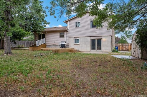 2338 Lima St, Denver CO 80014-1764 exterior