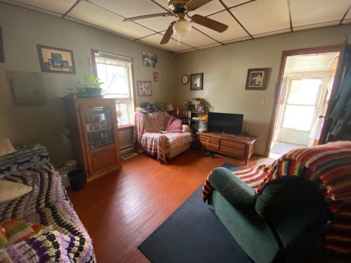 630 Newton St, Goodland, IN 47948-8128