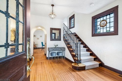 303 Prospect St, Westfield NJ 07090-4242 exterior