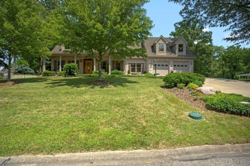 3676 Walnut Park Dr, Grants Lick, KY 41001-9502