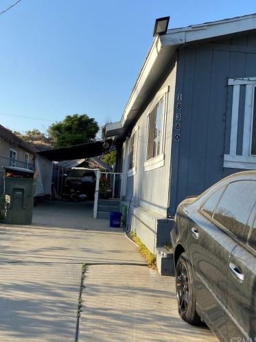 18380 Walnut Ave, Lake Elsinore, CA 92532-2044