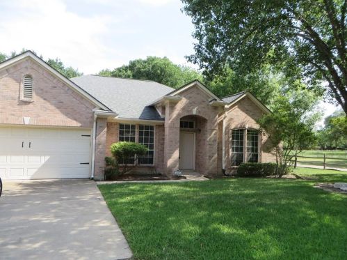 450 Logan Rd, Georgetown TX  78628-1237 exterior