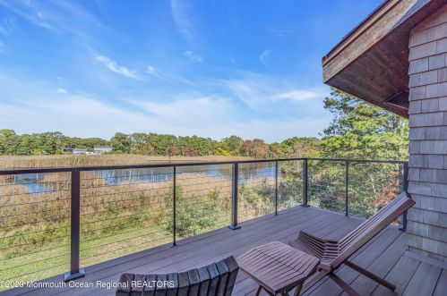 49 Cherokee Ln, Bricktown NJ  08724-4405 exterior