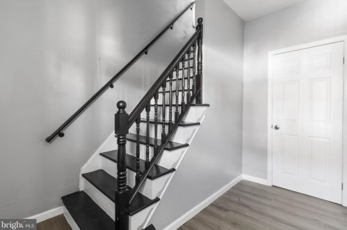 125 Chew Ave, Philadelphia PA 19120-0025 exterior